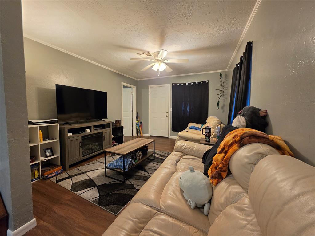 309 N Roosevelt Avenue