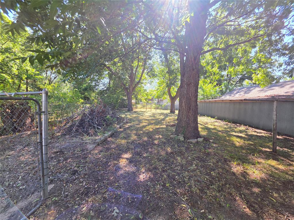 309 N Roosevelt Avenue