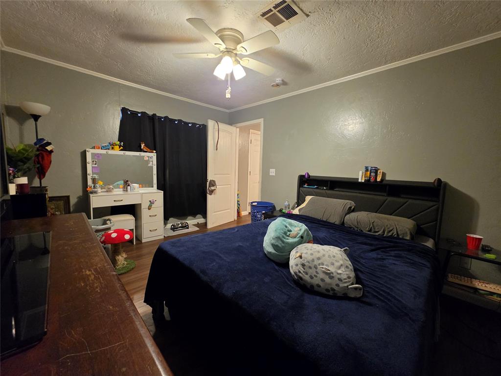 309 N Roosevelt Avenue