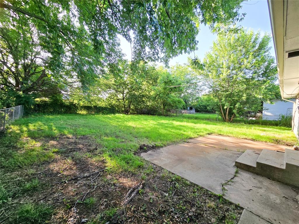1413 N Sherry Lane