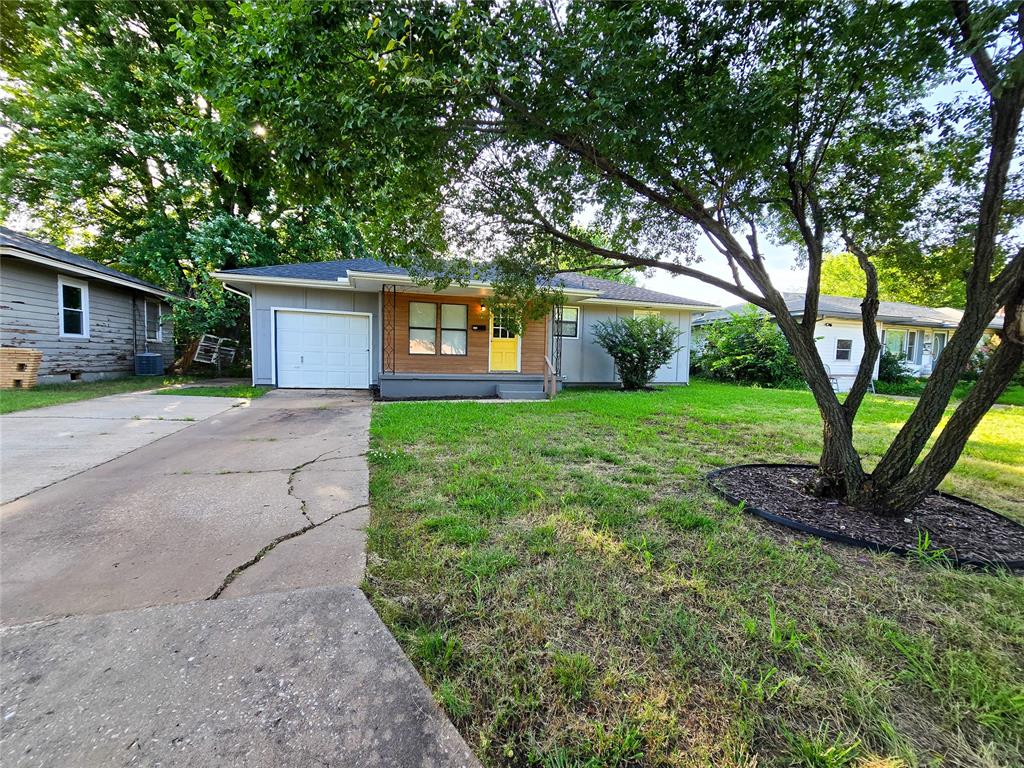 1413 N Sherry Lane