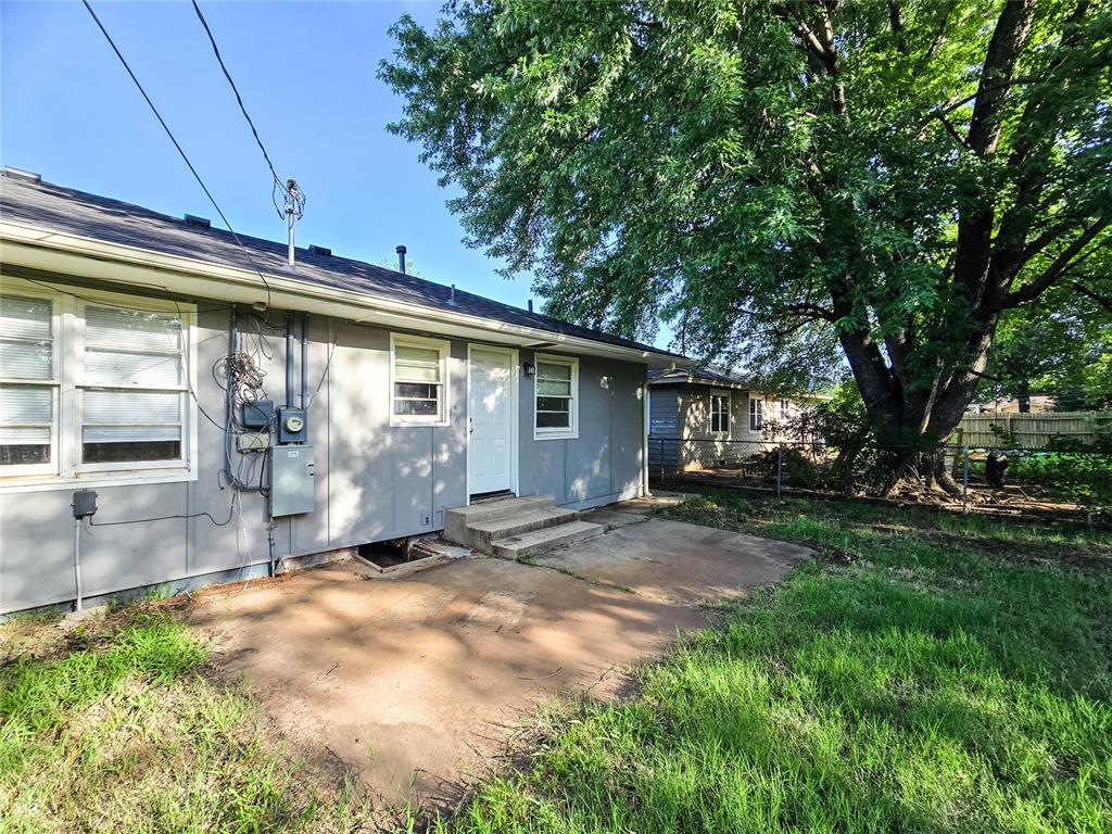 1413 N Sherry Lane