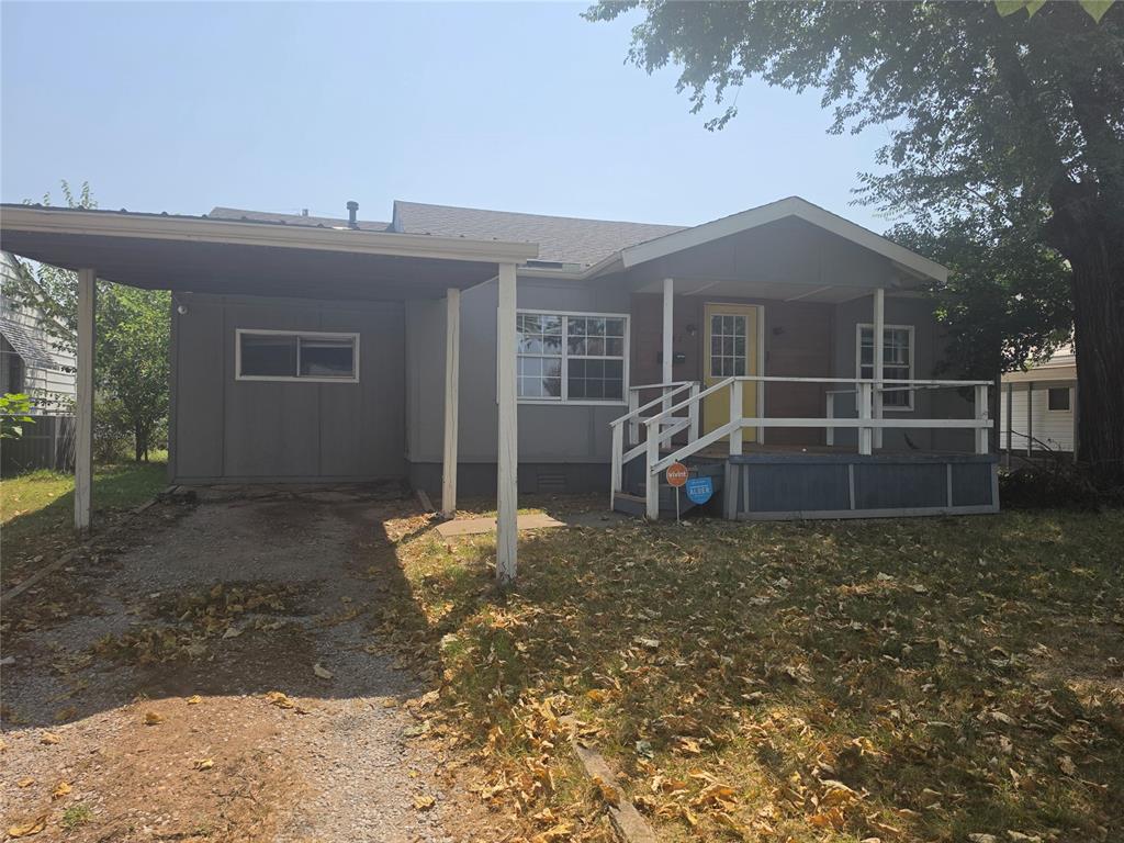 1947 N Louisa Avenue