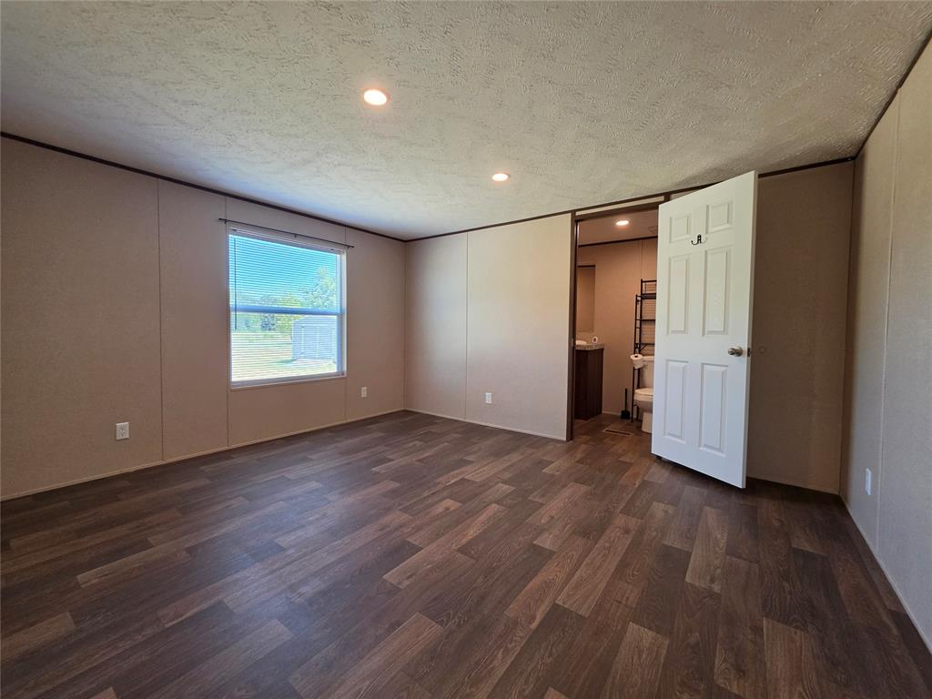 8607 N Bryan Road