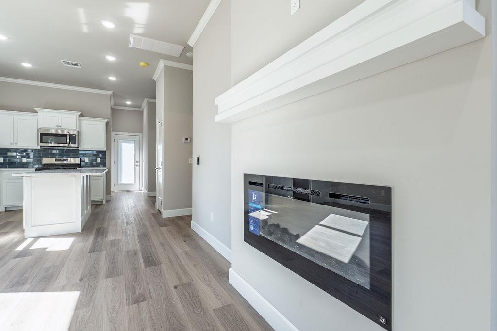 814 W Locust Street