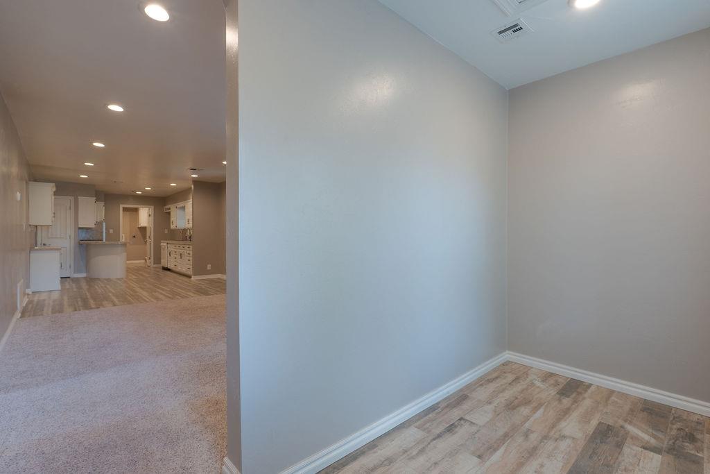 804 S Market Avenue