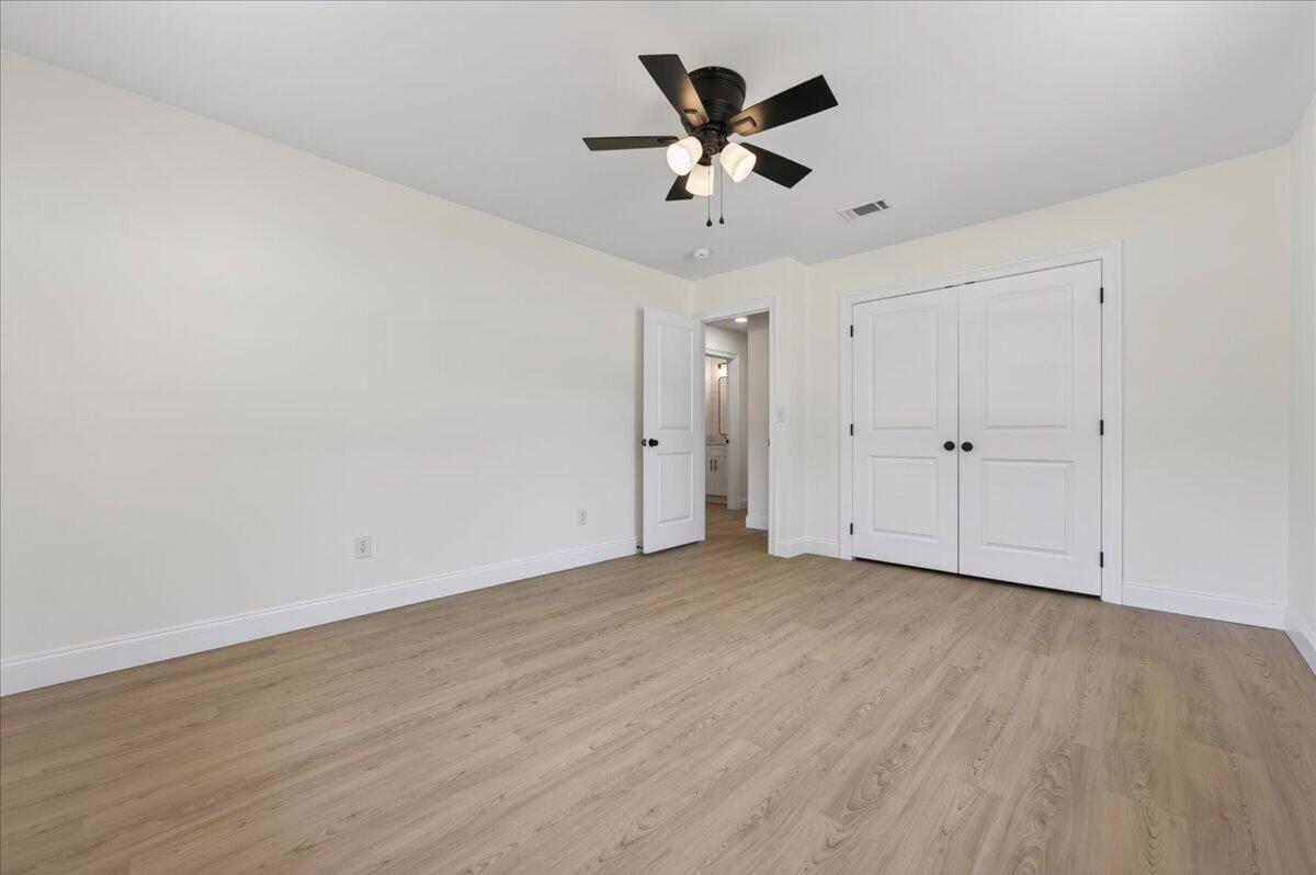 1467 Live Oak Street