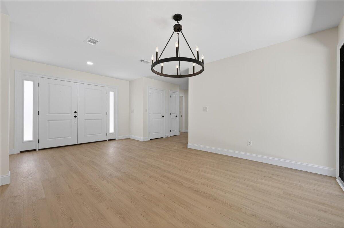 1467 Live Oak Street