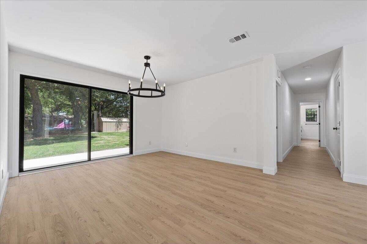 1467 Live Oak Street