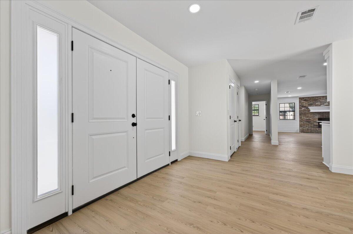 1467 Live Oak Street