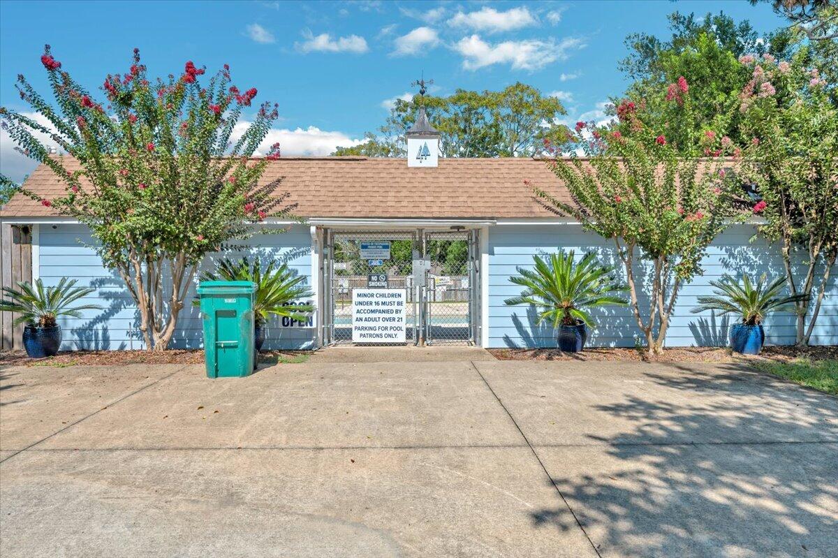 126 Summit Court