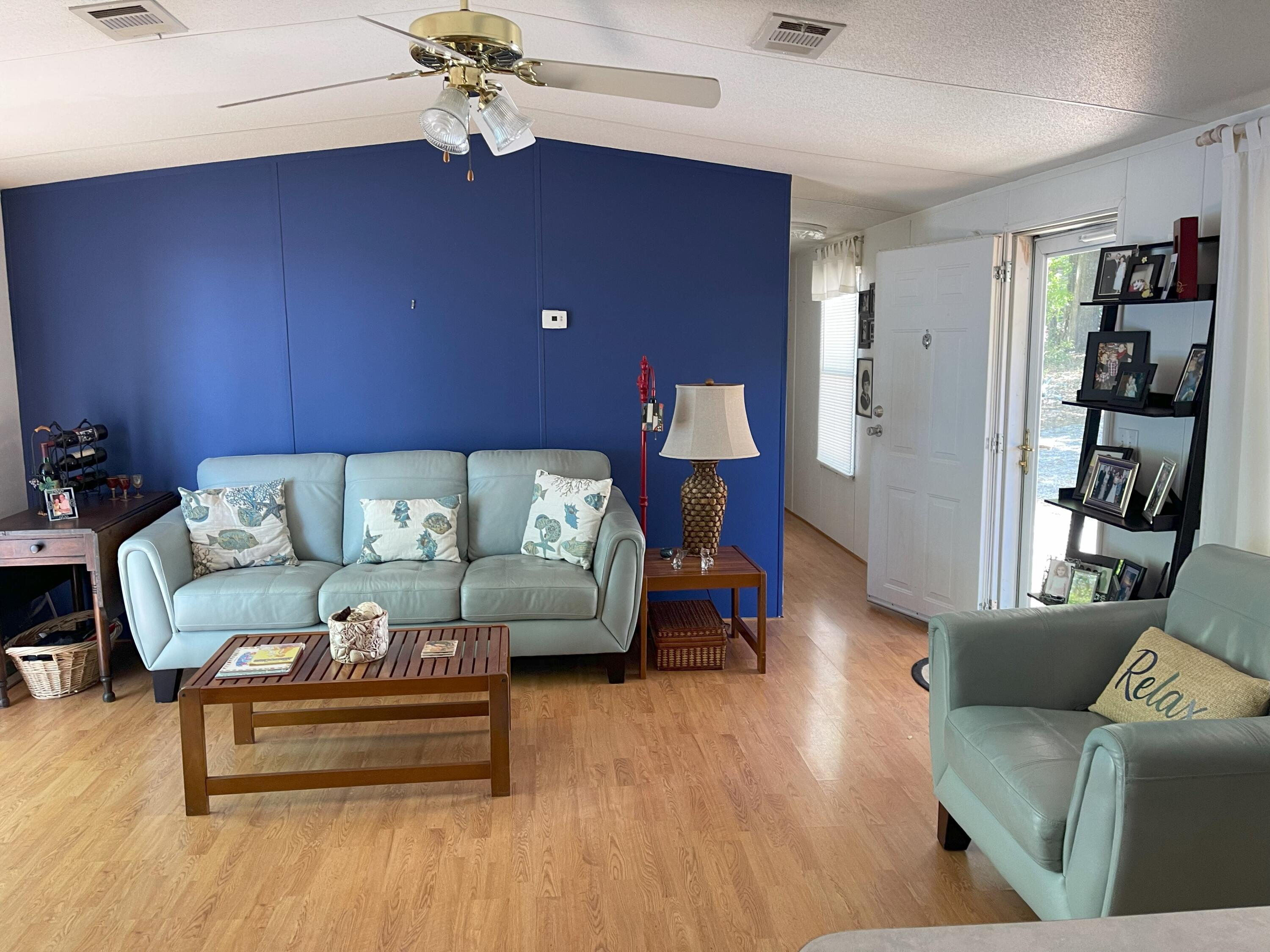 229 Kings Lake Boulevard, DeFuniak Springs