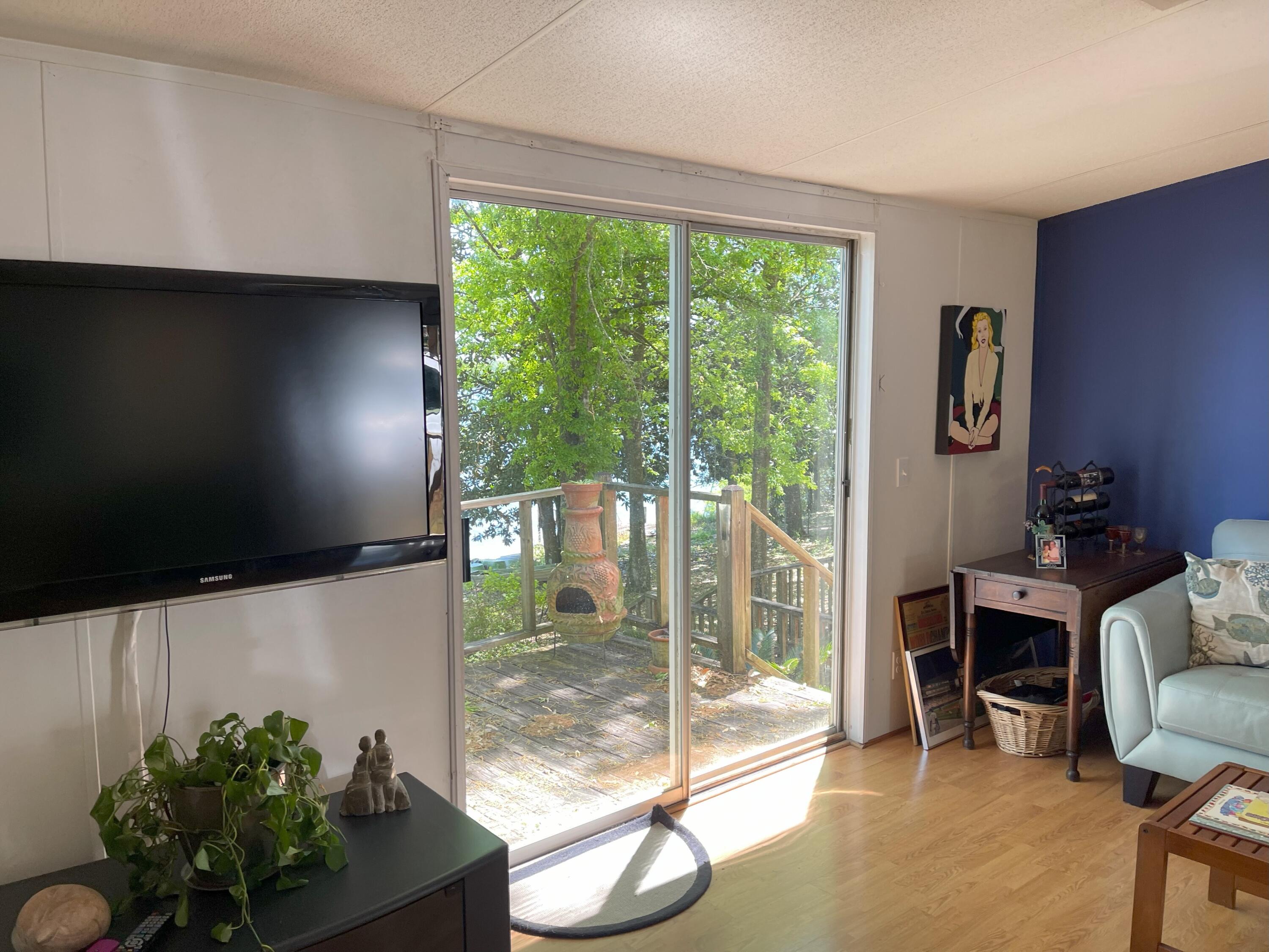 229 Kings Lake Boulevard, DeFuniak Springs