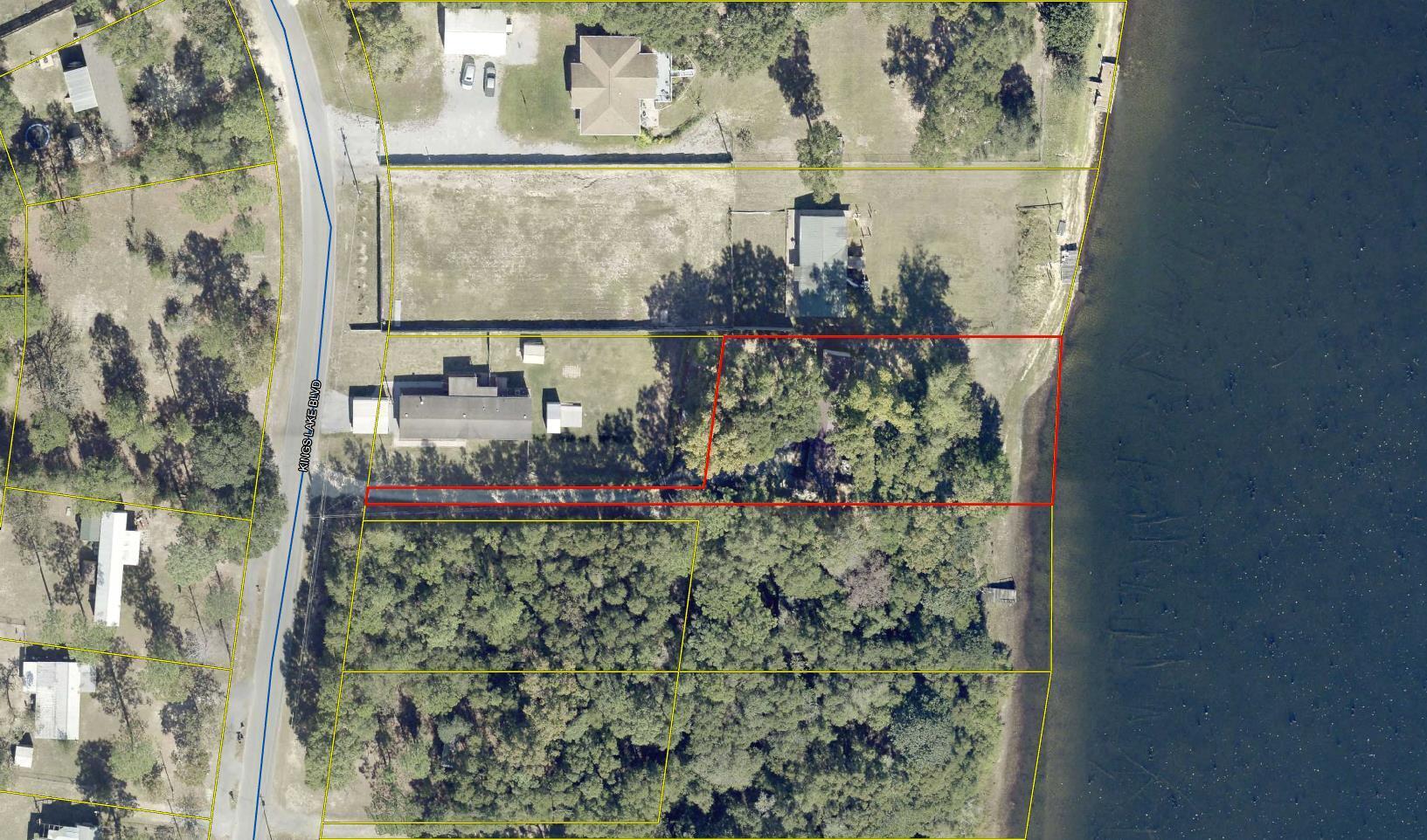 229 Kings Lake Boulevard, DeFuniak Springs