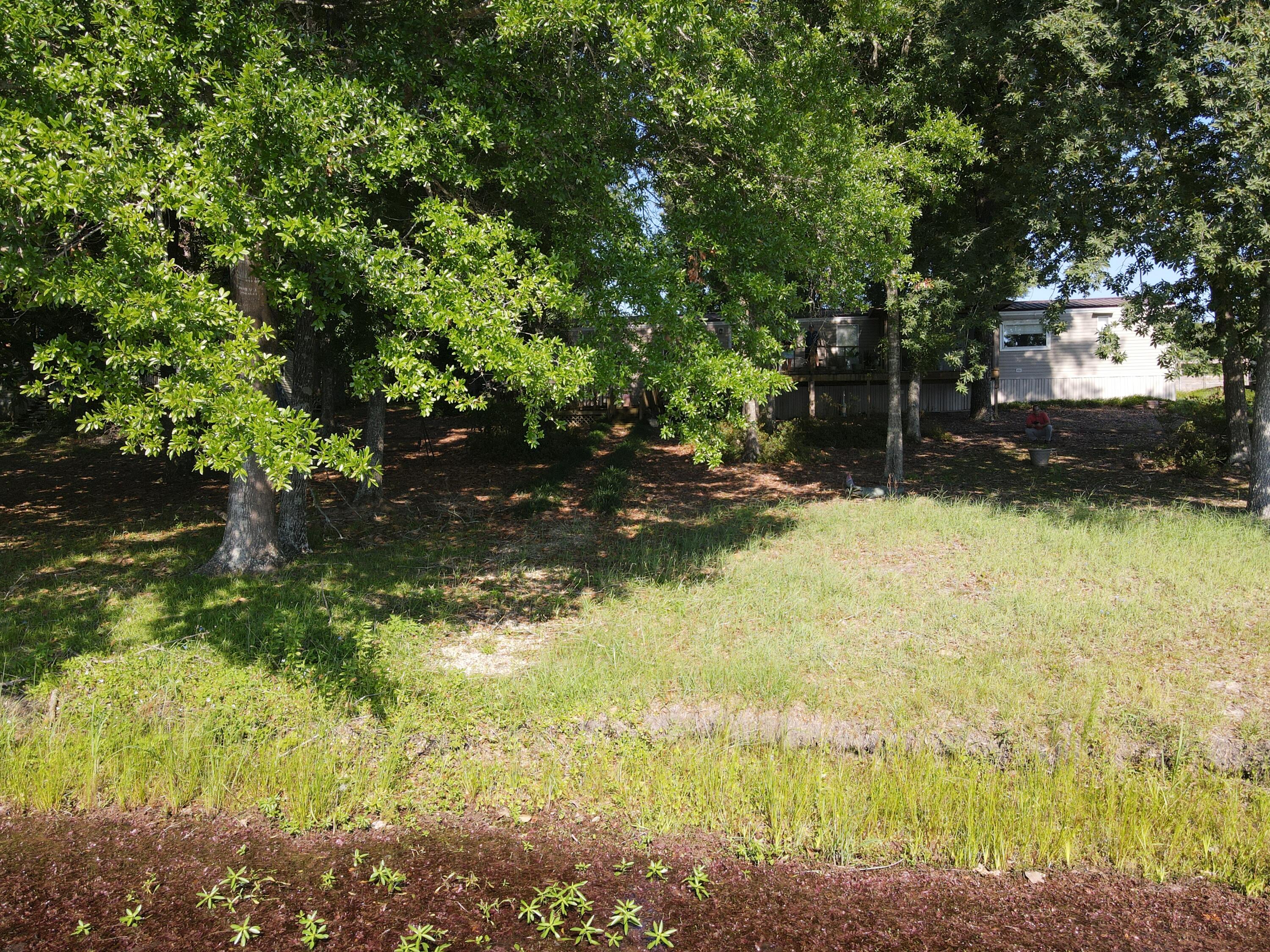 229 Kings Lake Boulevard, DeFuniak Springs