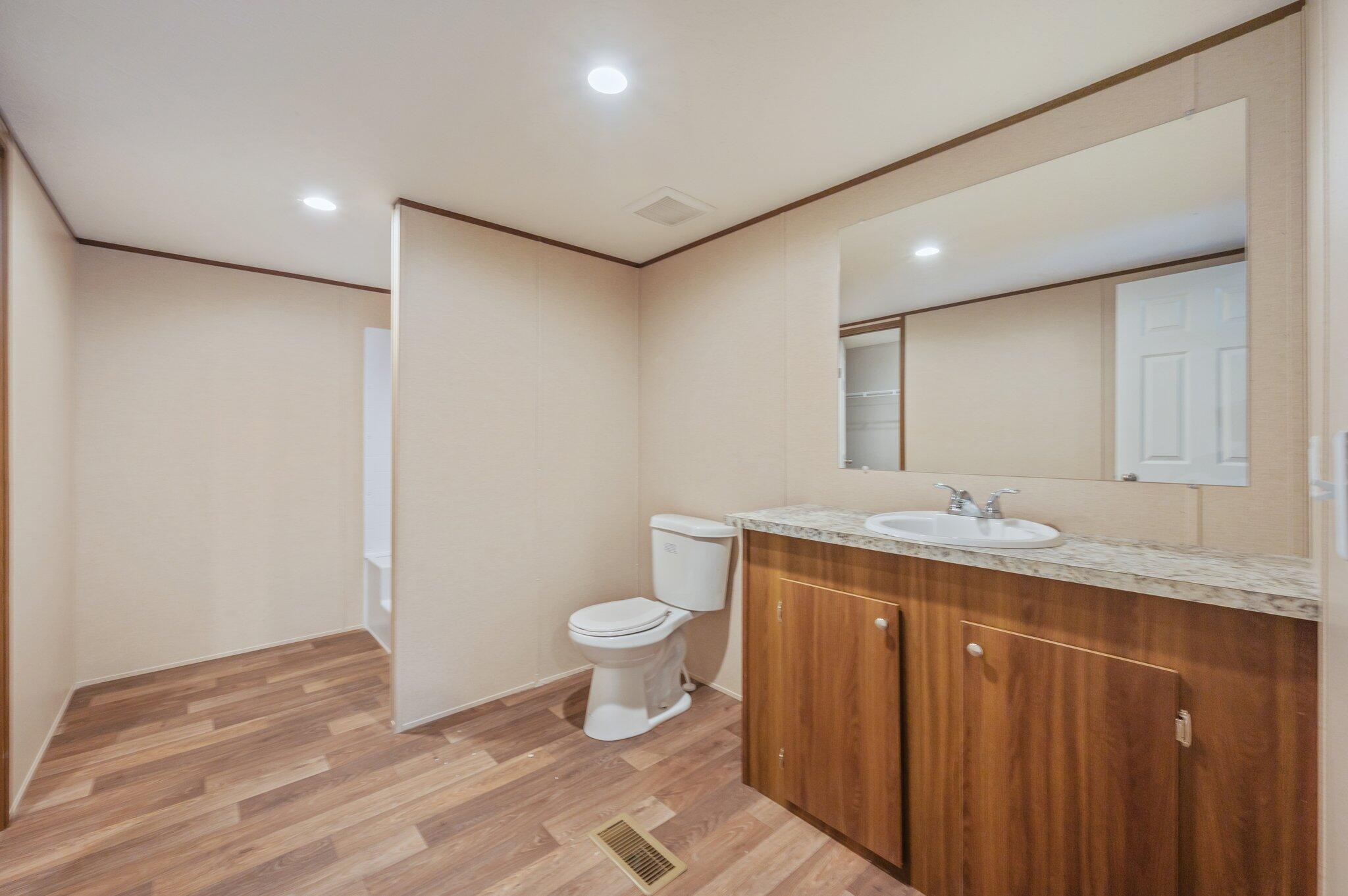 143 W Snowdrop Street, DeFuniak Springs