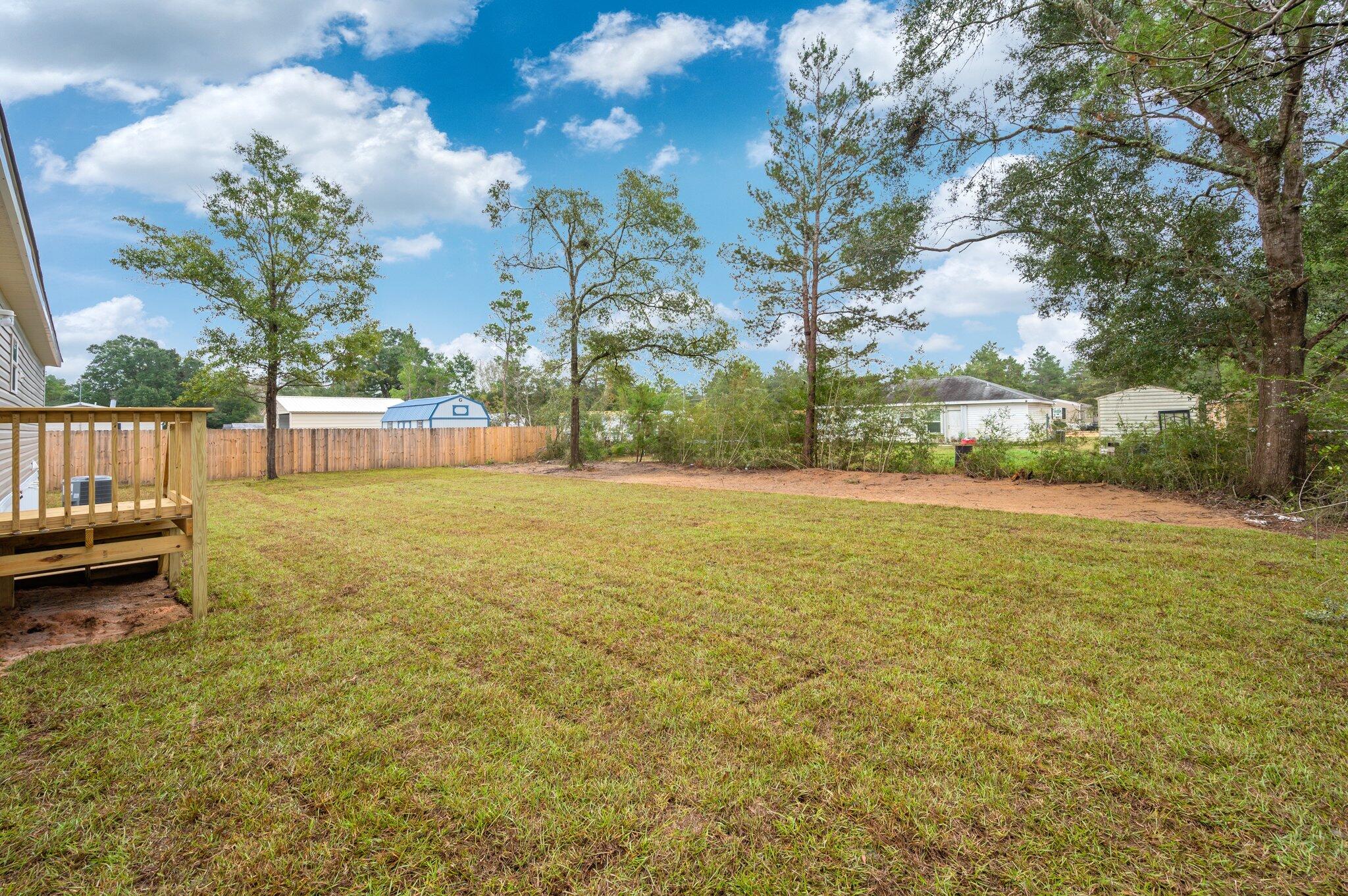 143 W Snowdrop Street, DeFuniak Springs
