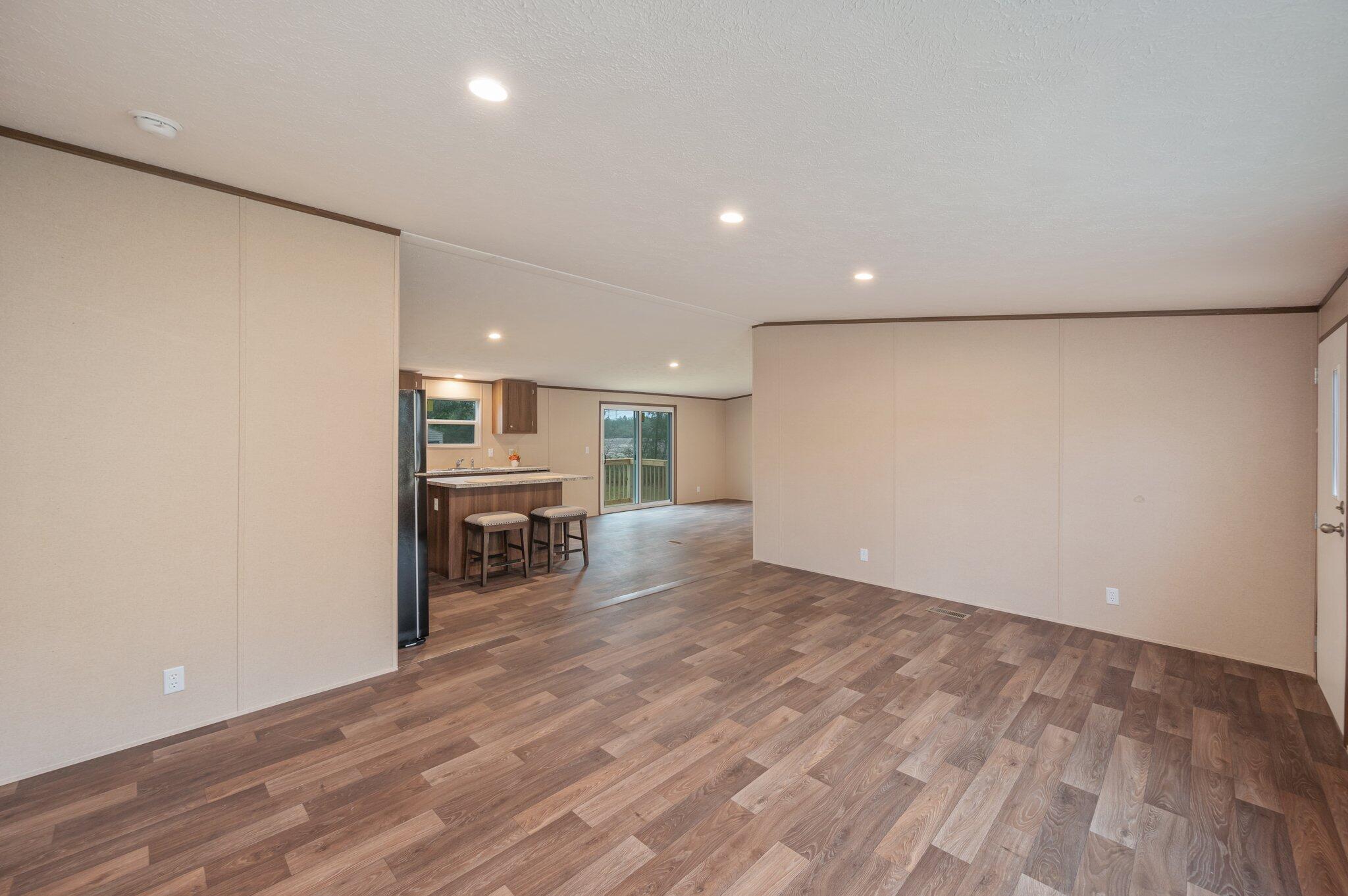 143 W Snowdrop Street, DeFuniak Springs