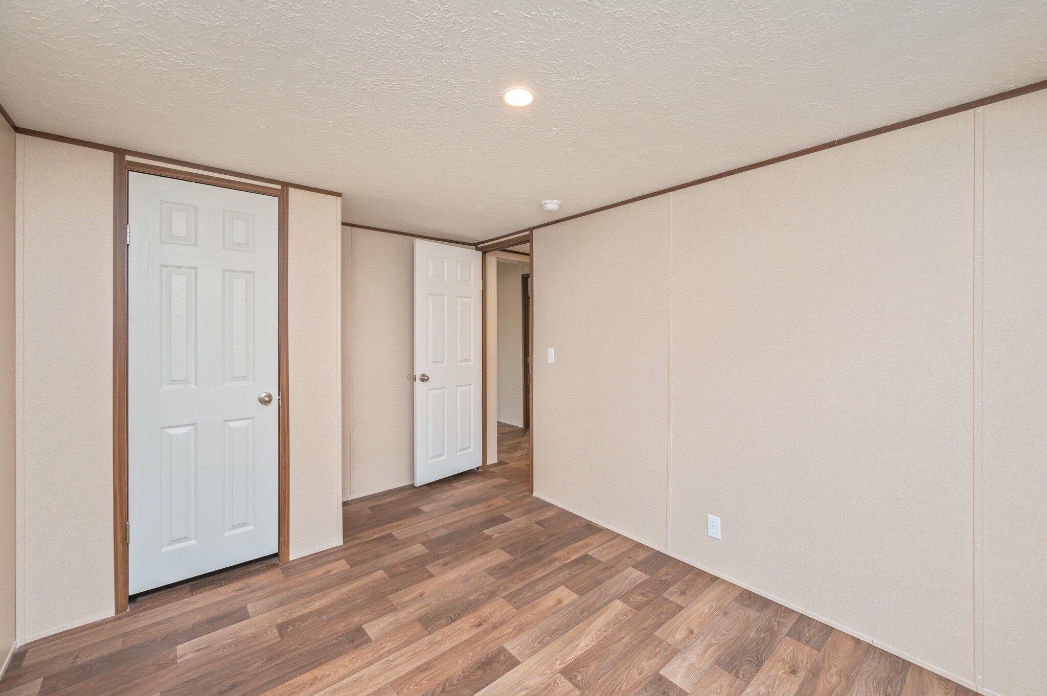 143 W Snowdrop Street, DeFuniak Springs