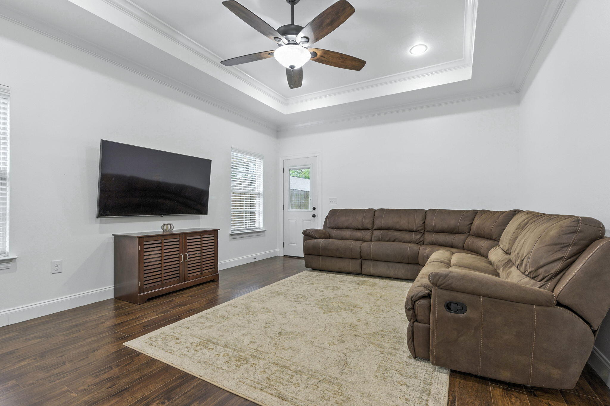 2120 Bayshore Drive