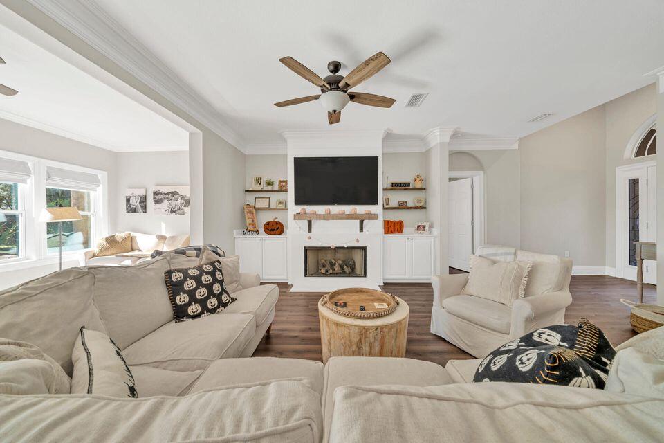 298 Ketch Court