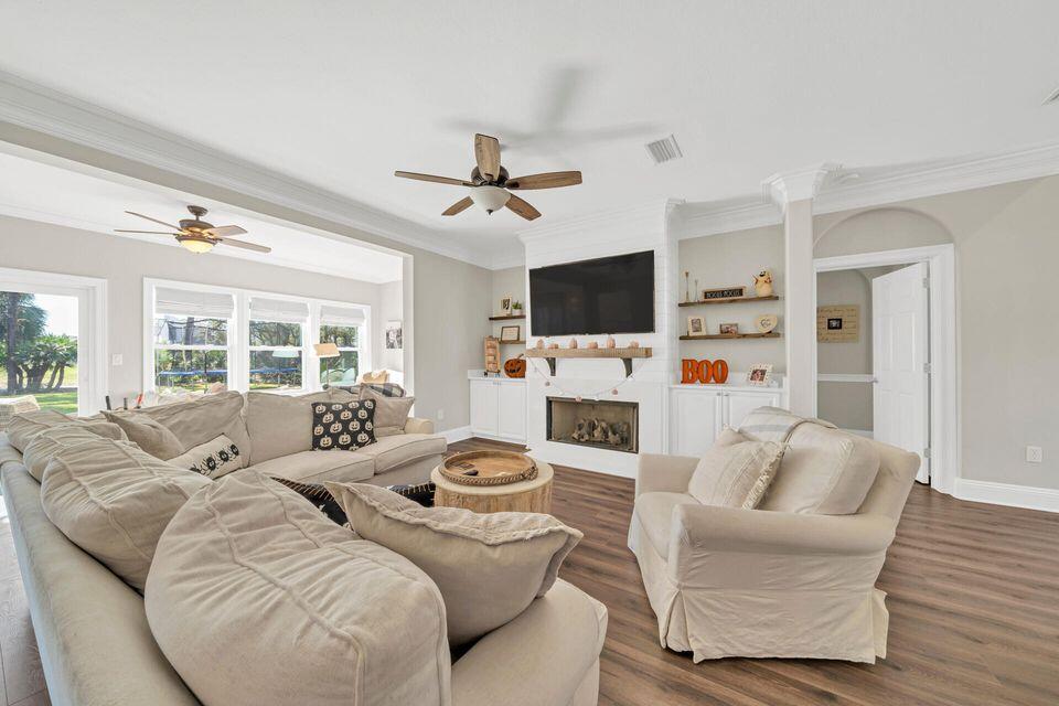 298 Ketch Court