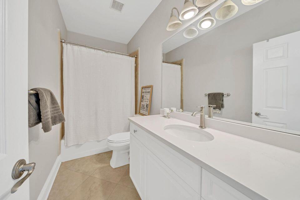 298 Ketch Court