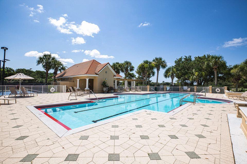 298 Ketch Court