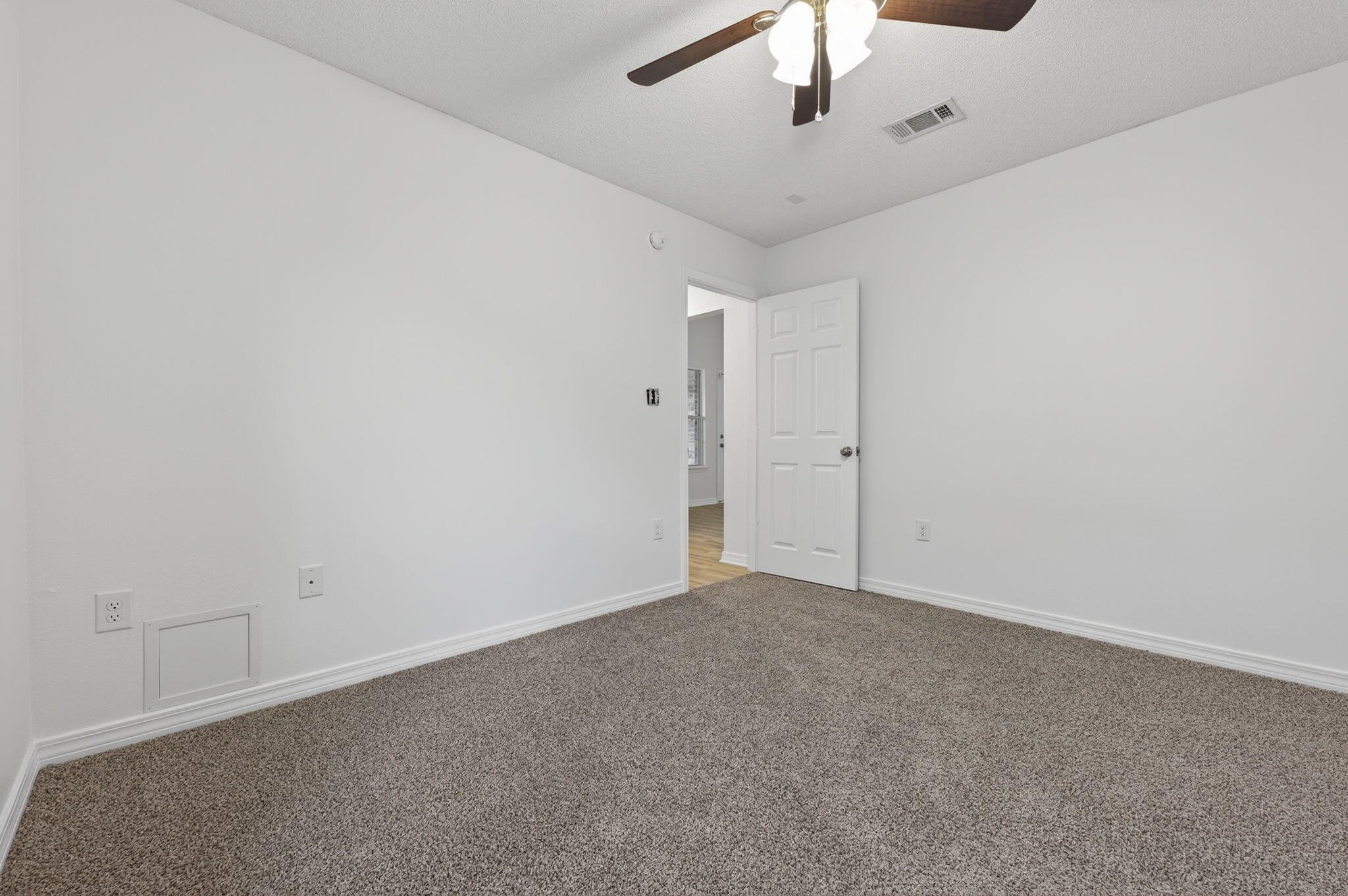 1608 Sutton Place