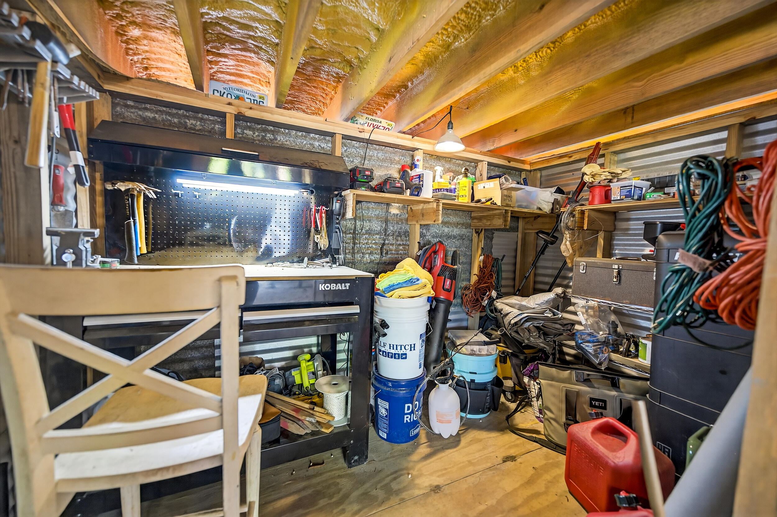 81 W Nursery Road