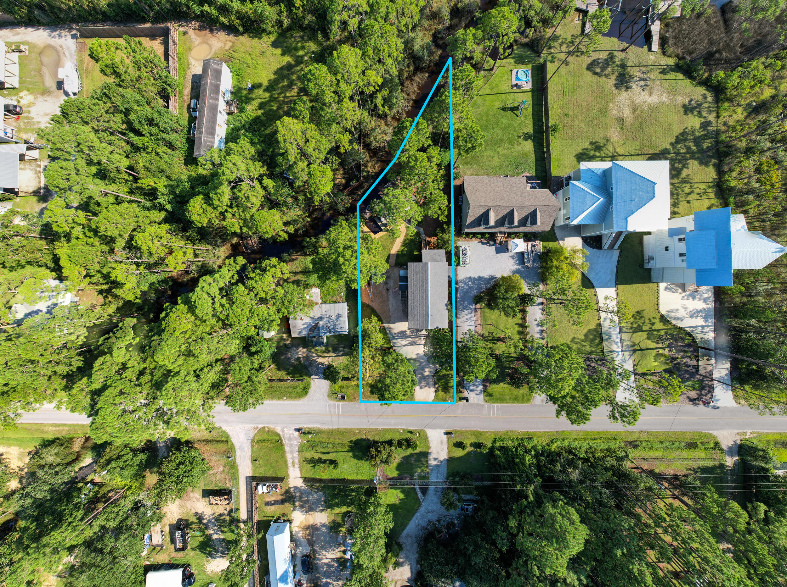 81 W Nursery Road