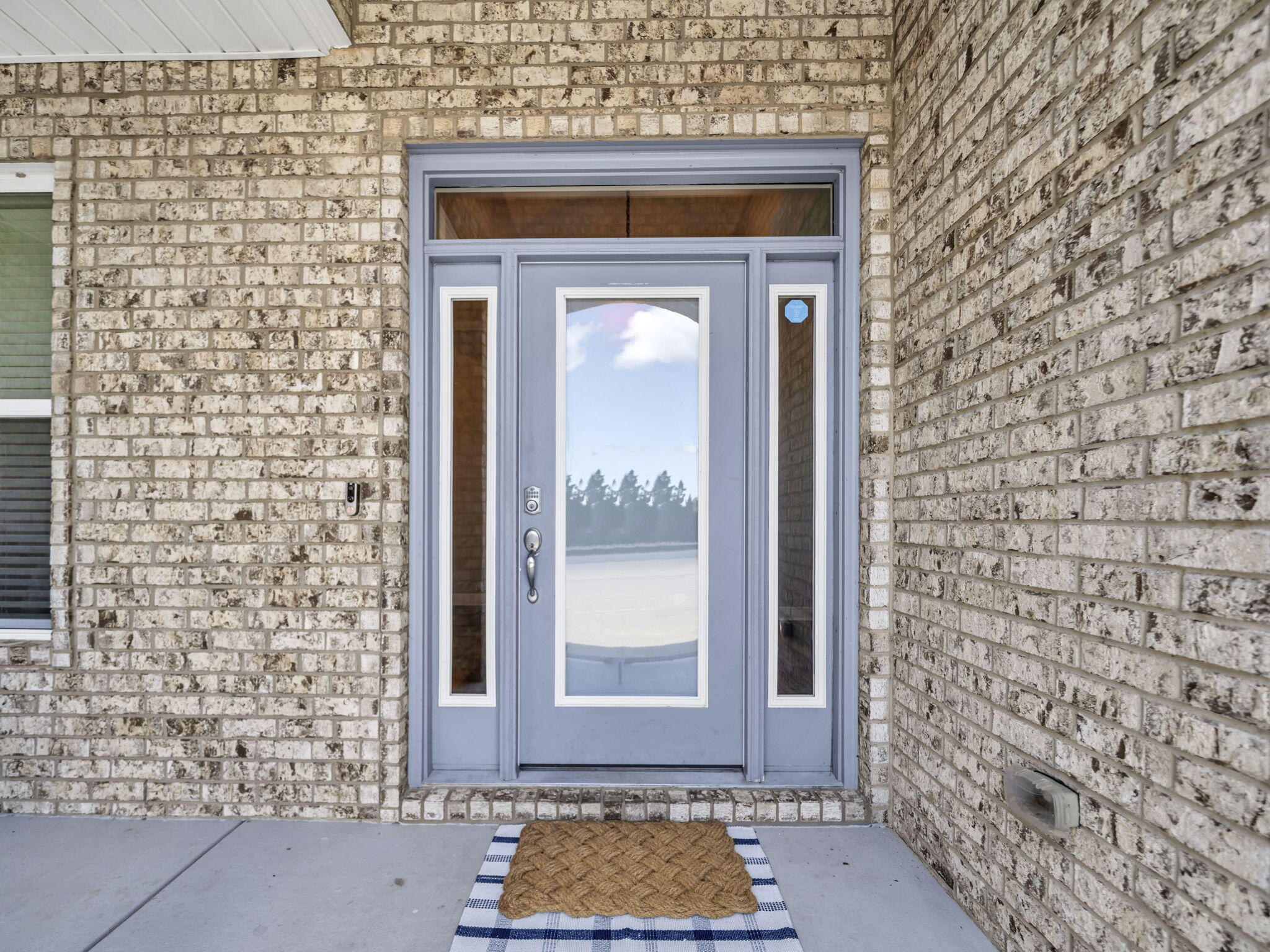 1056 Brushed Dune Circle