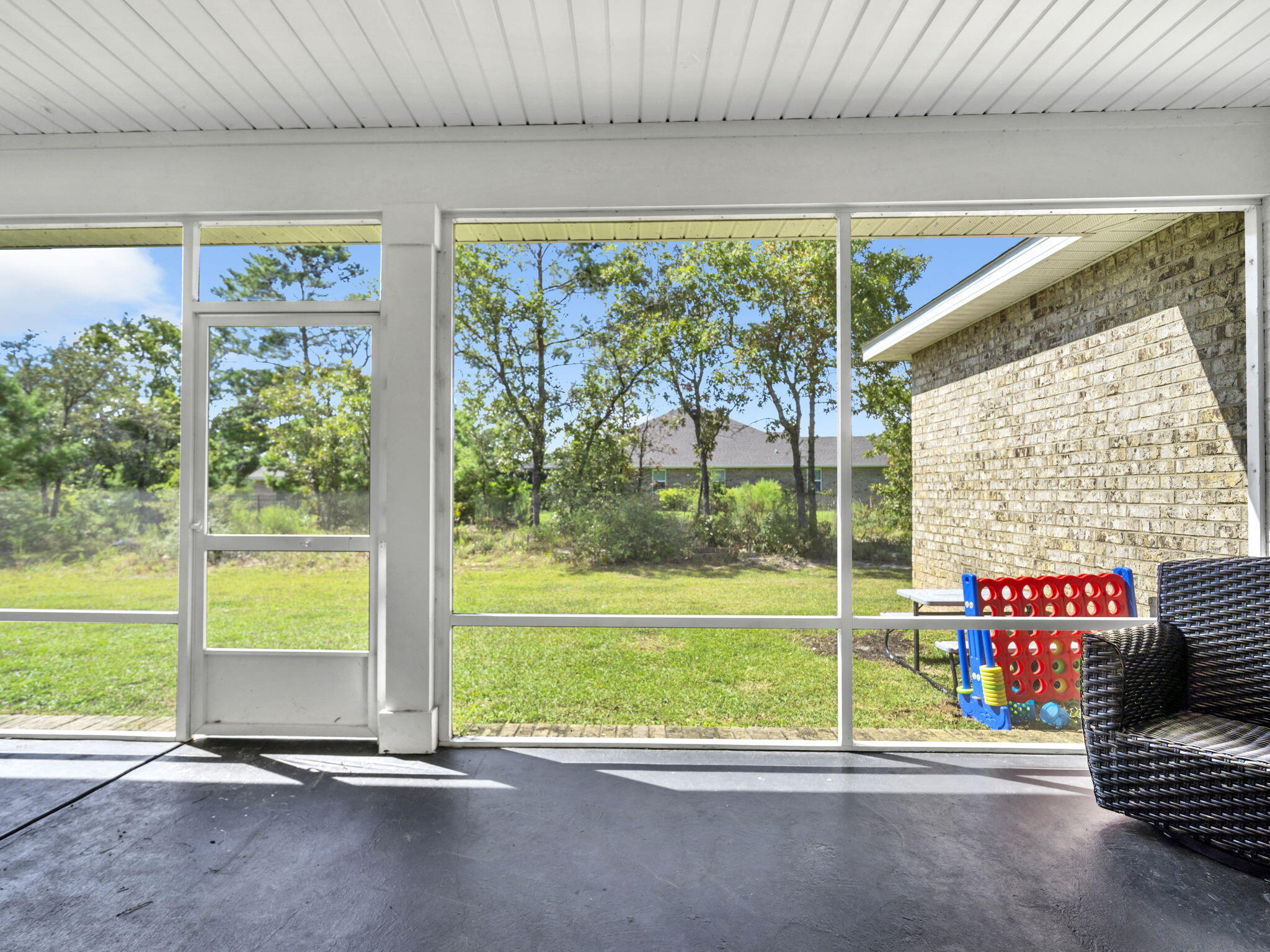 1056 Brushed Dune Circle