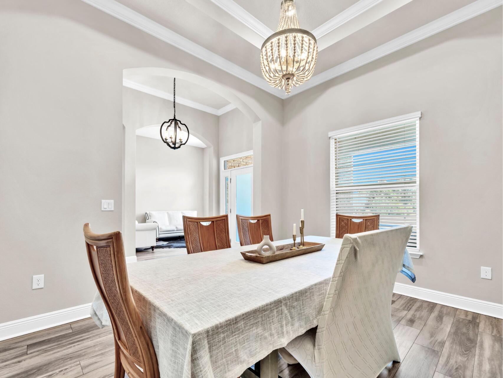 1056 Brushed Dune Circle