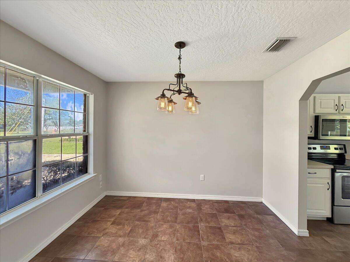 1958 Commodore Drive