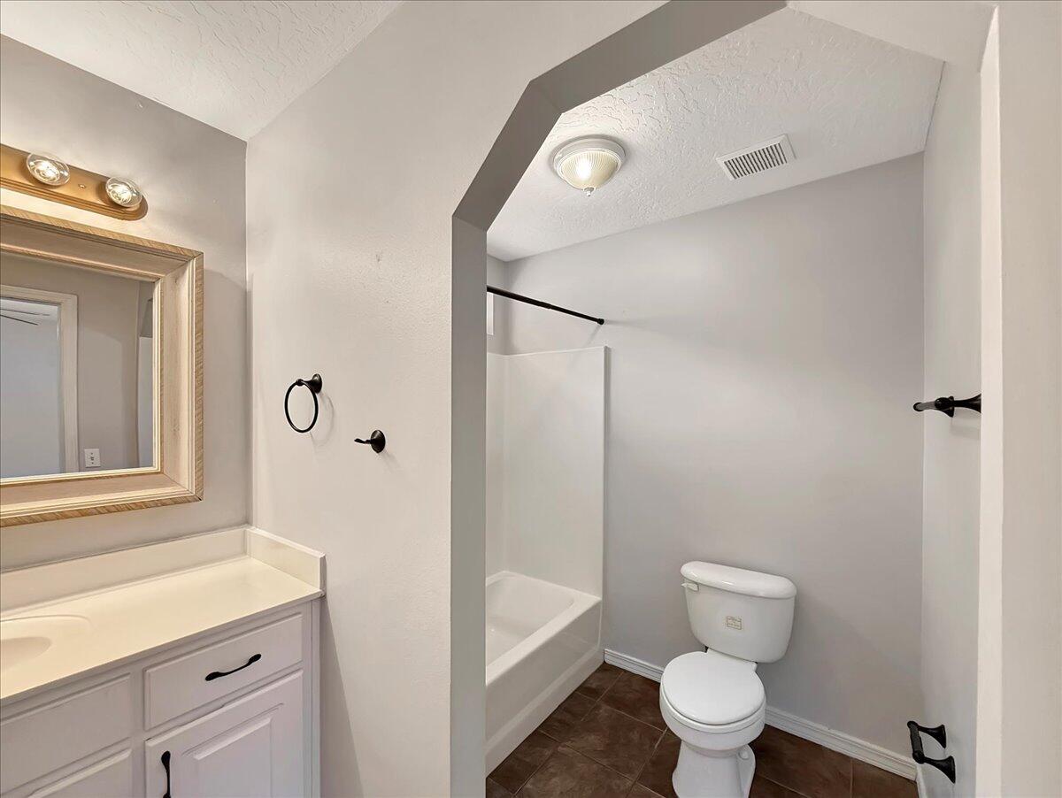 1958 Commodore Drive