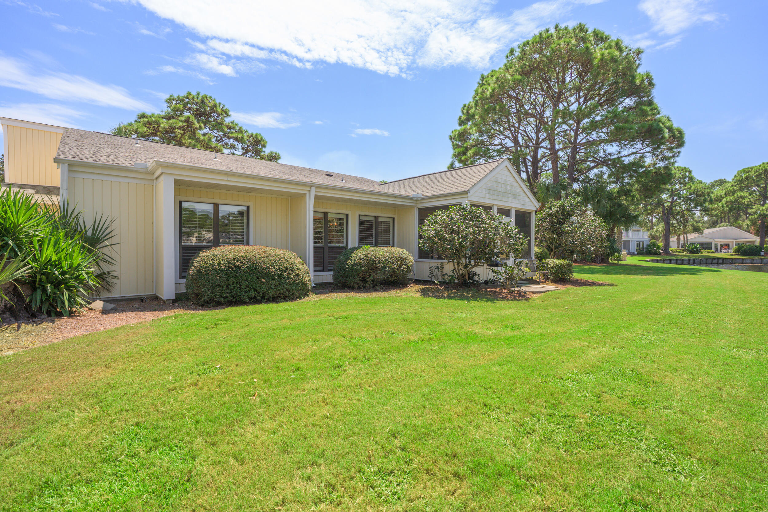 707 Sandpiper Drive, # 10670