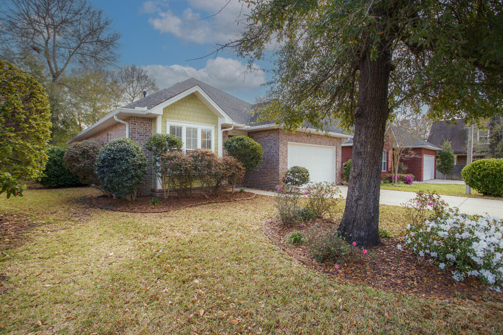 111 Arrowhead Way