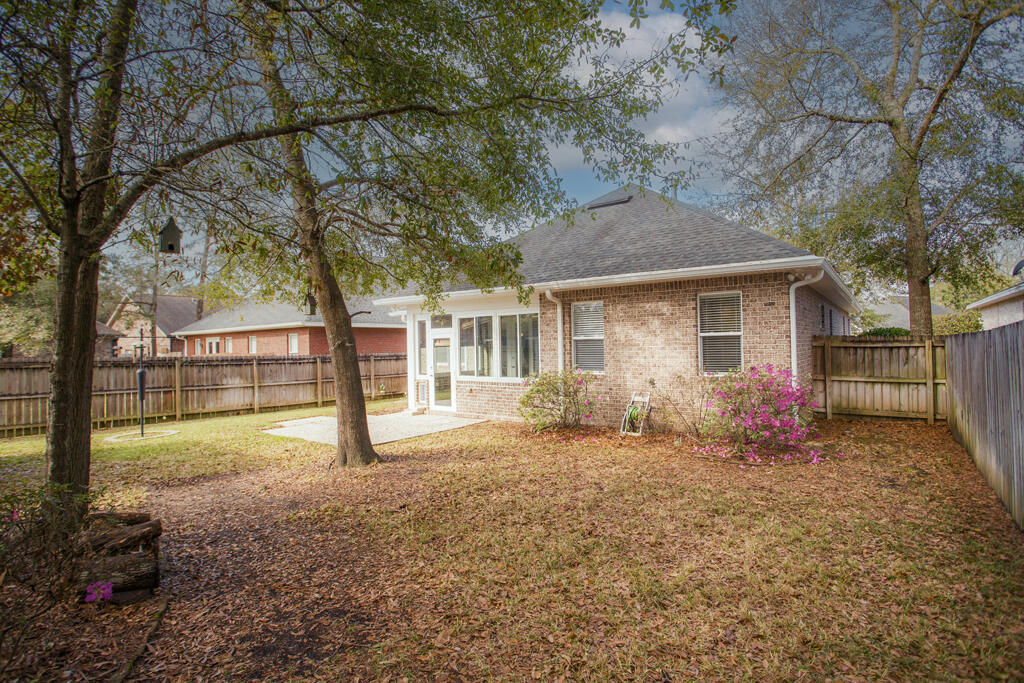 111 Arrowhead Way
