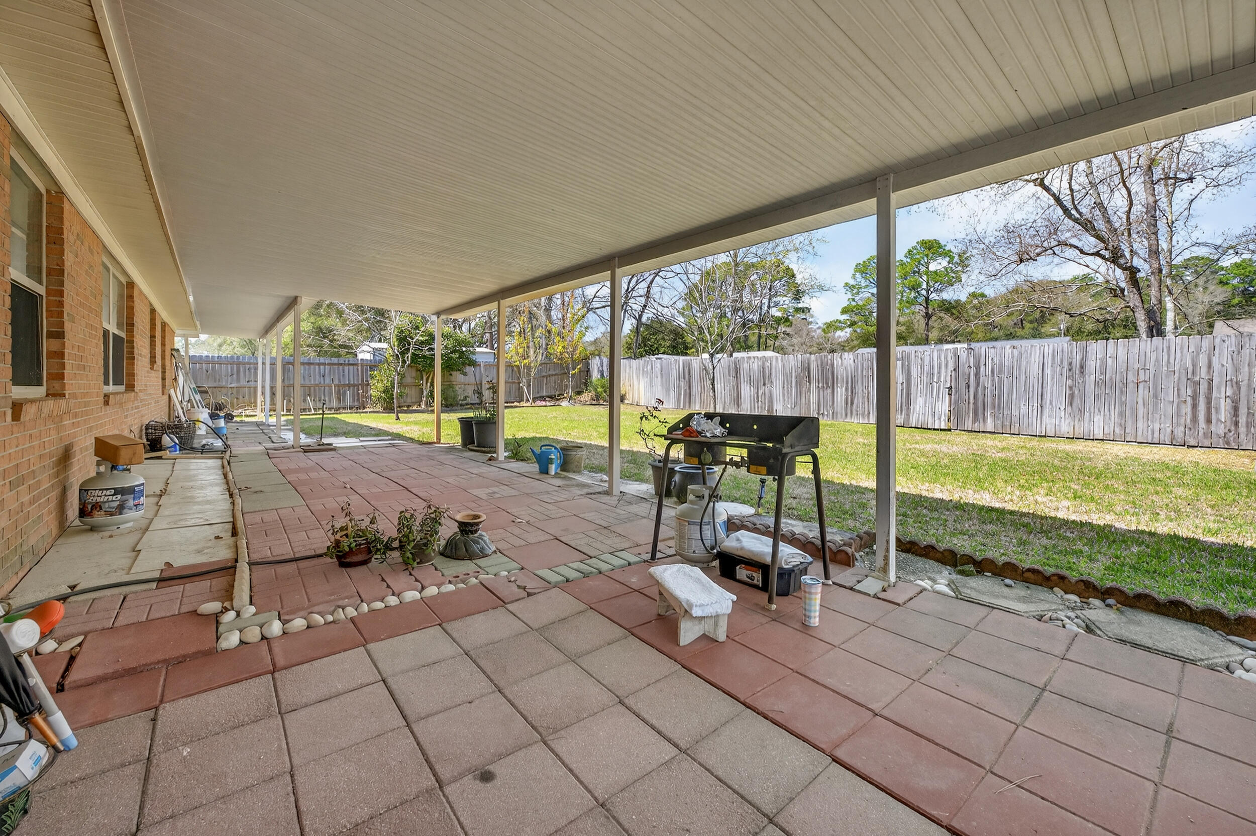 323 Pontevedra Lane
