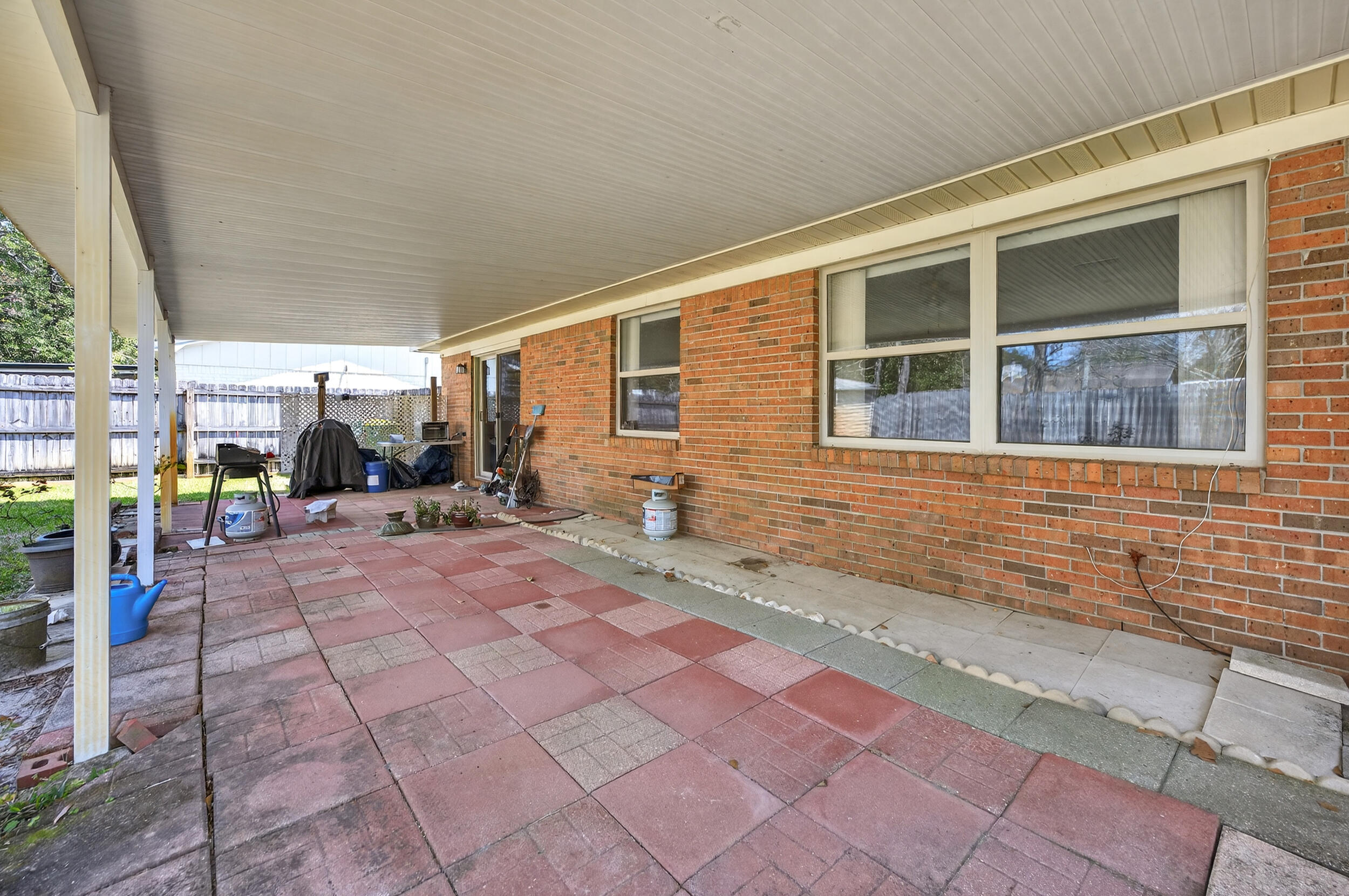 323 Pontevedra Lane