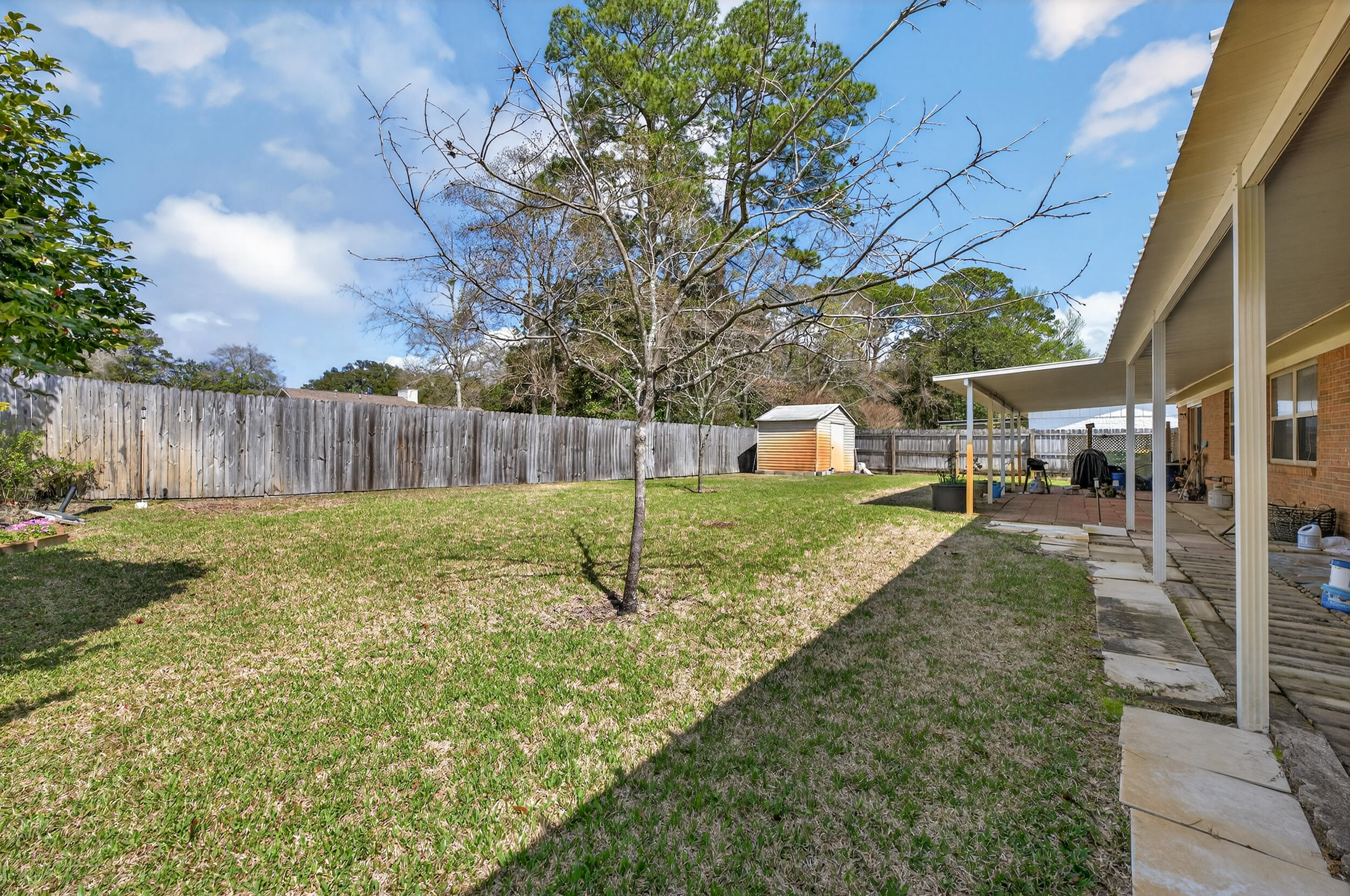 323 Pontevedra Lane