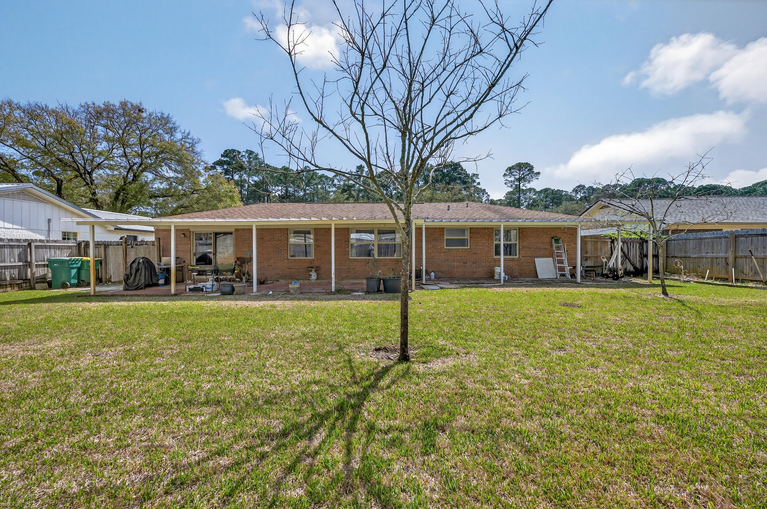 323 Pontevedra Lane