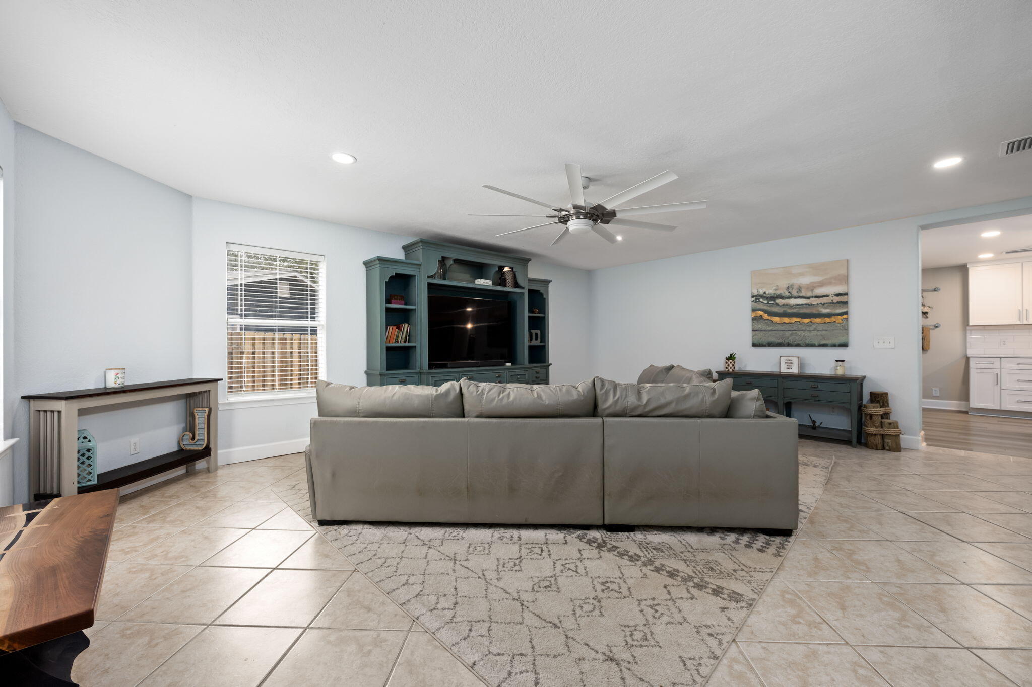 255 Edge Avenue