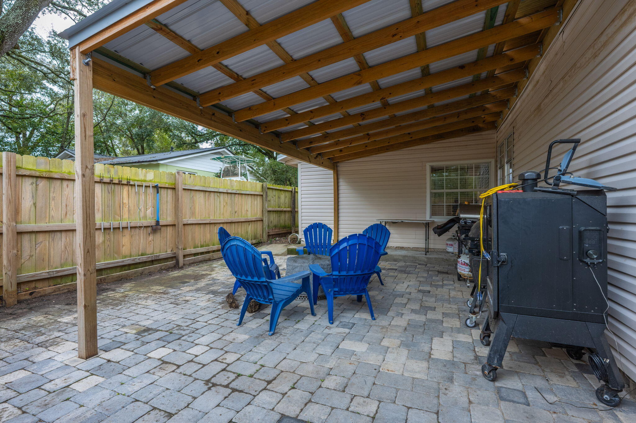 255 Edge Avenue