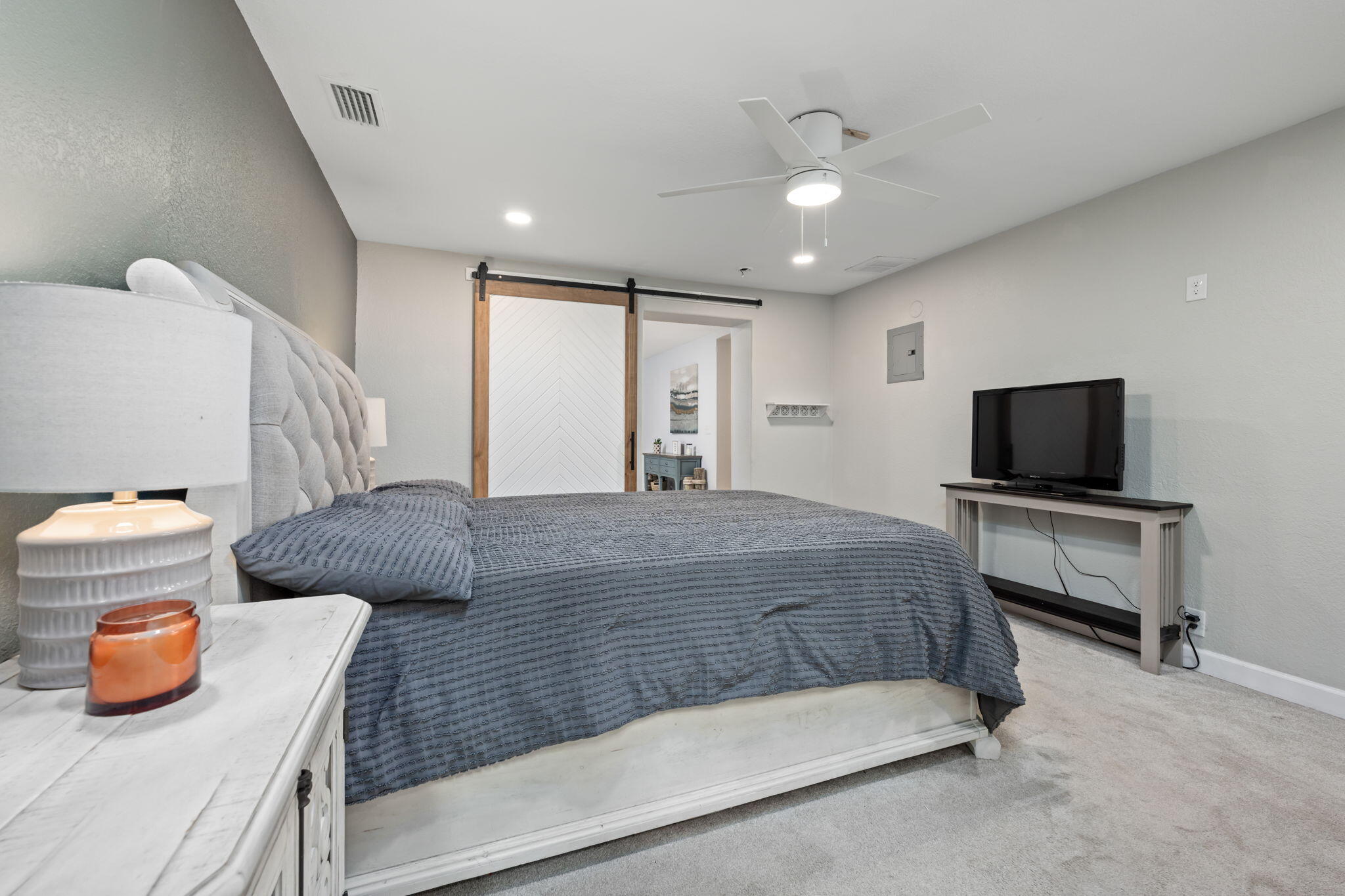 255 Edge Avenue