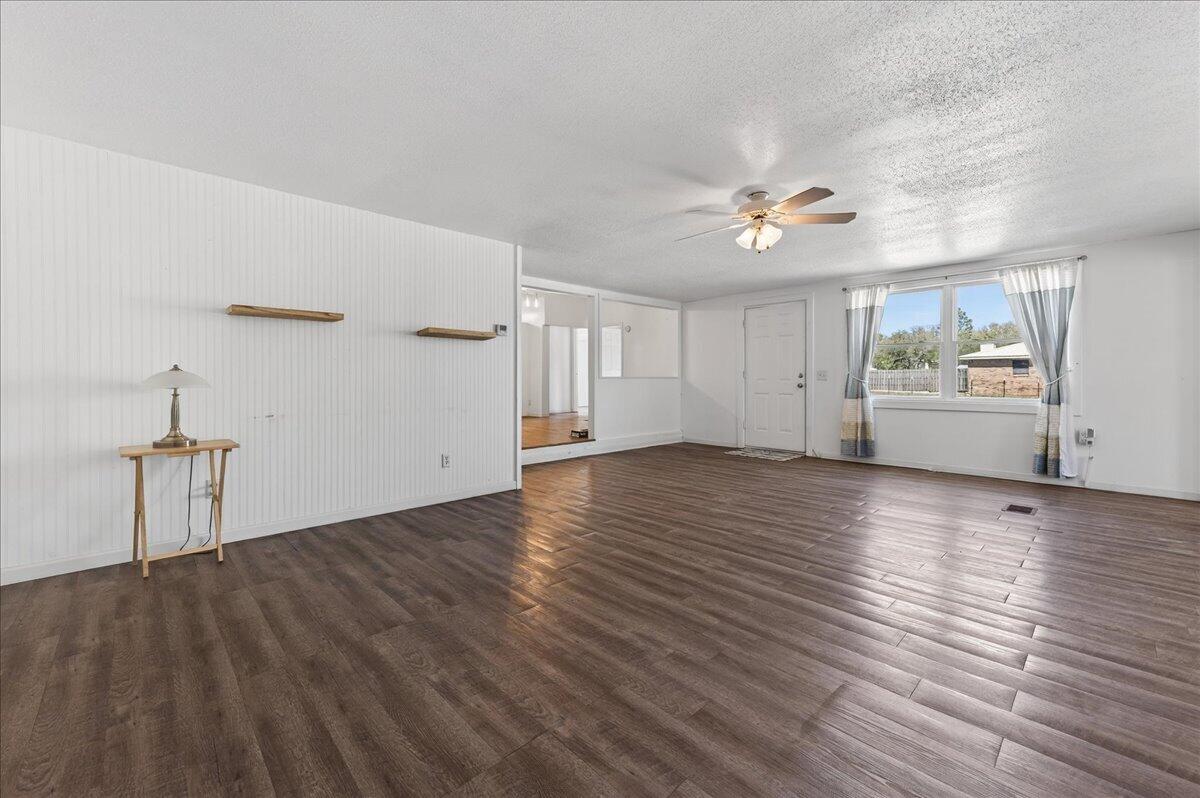 5483 Co Hwy 1087, DeFuniak Springs