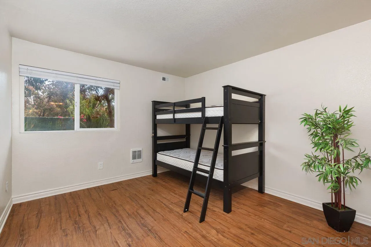 1631 Bayview Heights Dr Unit 5