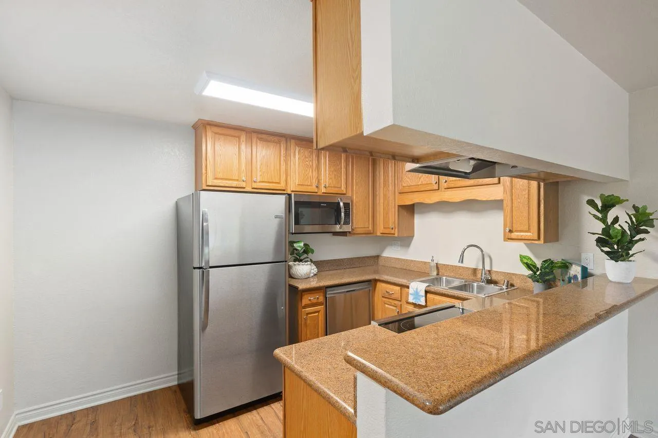 1631 Bayview Heights Dr Unit 5