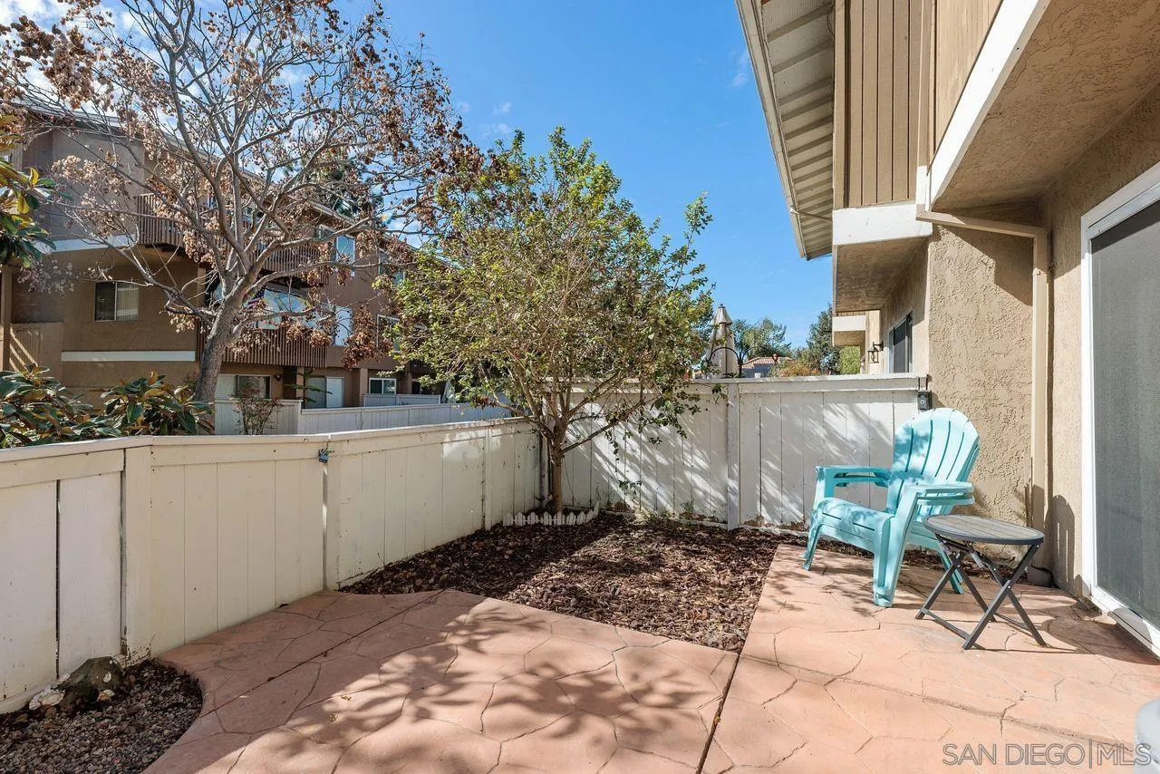 4205 Poquito Way Unit 2
